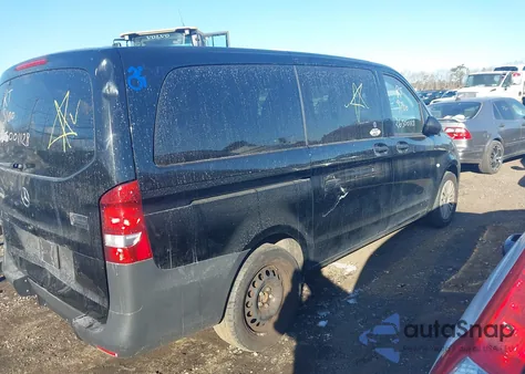 2022 Mercedes-Benz Metris z USA, uszkodzony, nr VIN W1WV0FEY7N4173736